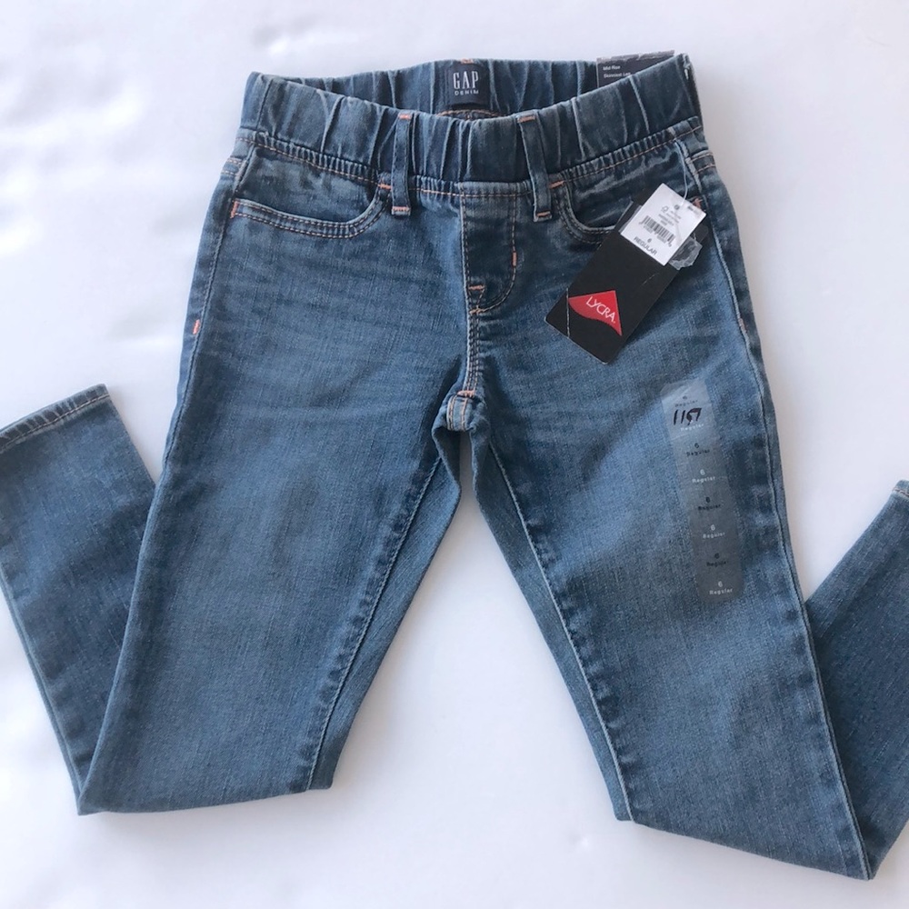 GAP - GIRLS HIGH STRETCH DENIM JEGGING  (nwt)